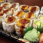 [Vegetarian sushi photo]