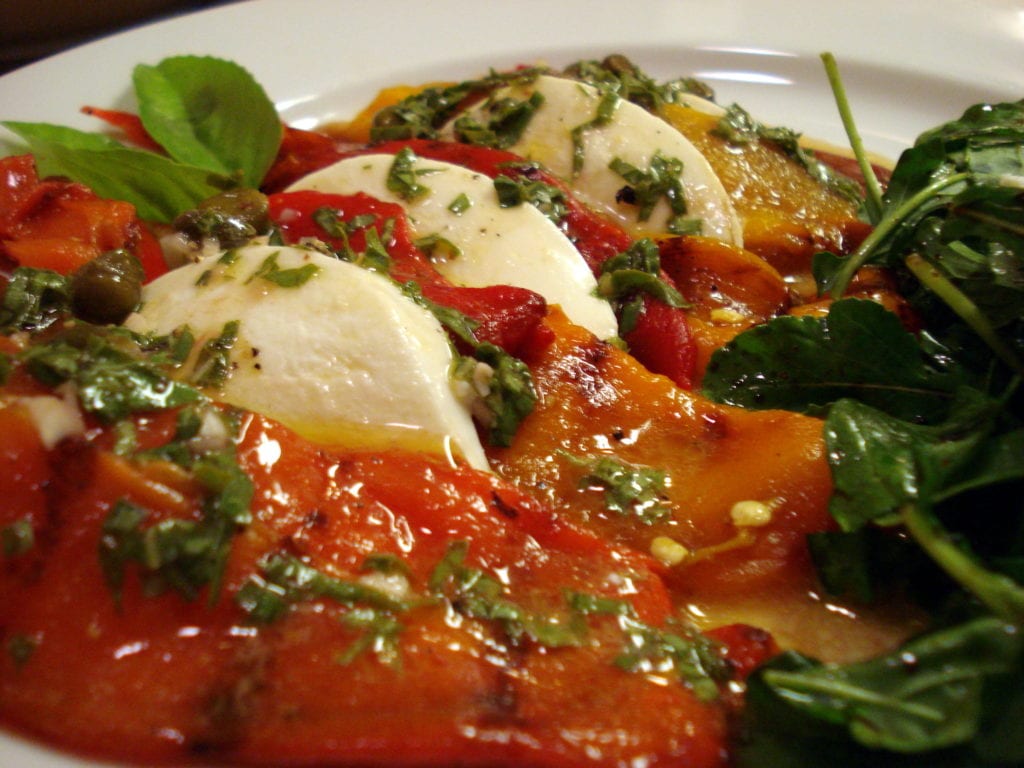 roasted peppers on plate 1 photo 1024x768