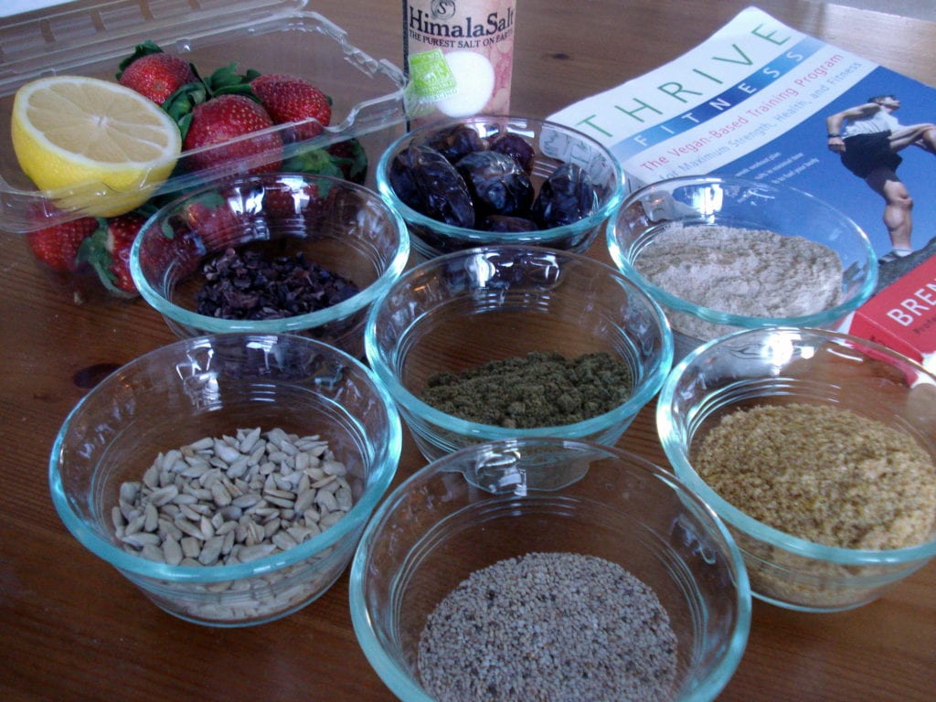 chia energy bar ingredients photo 1024x768