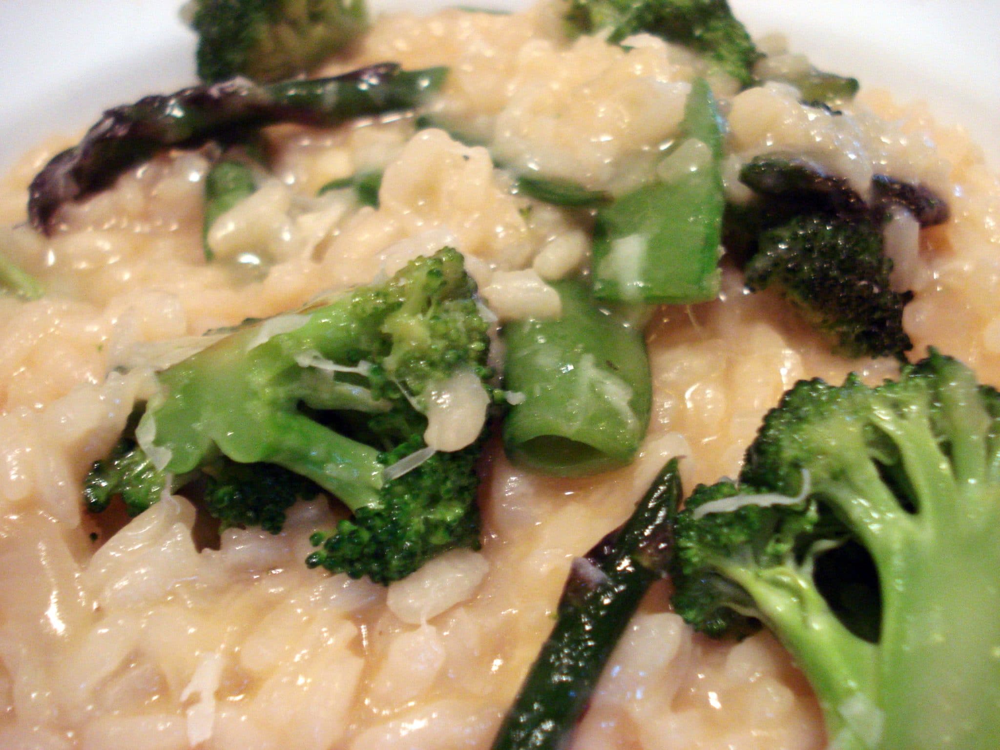 Close up of risotto with broccoli and asparagus