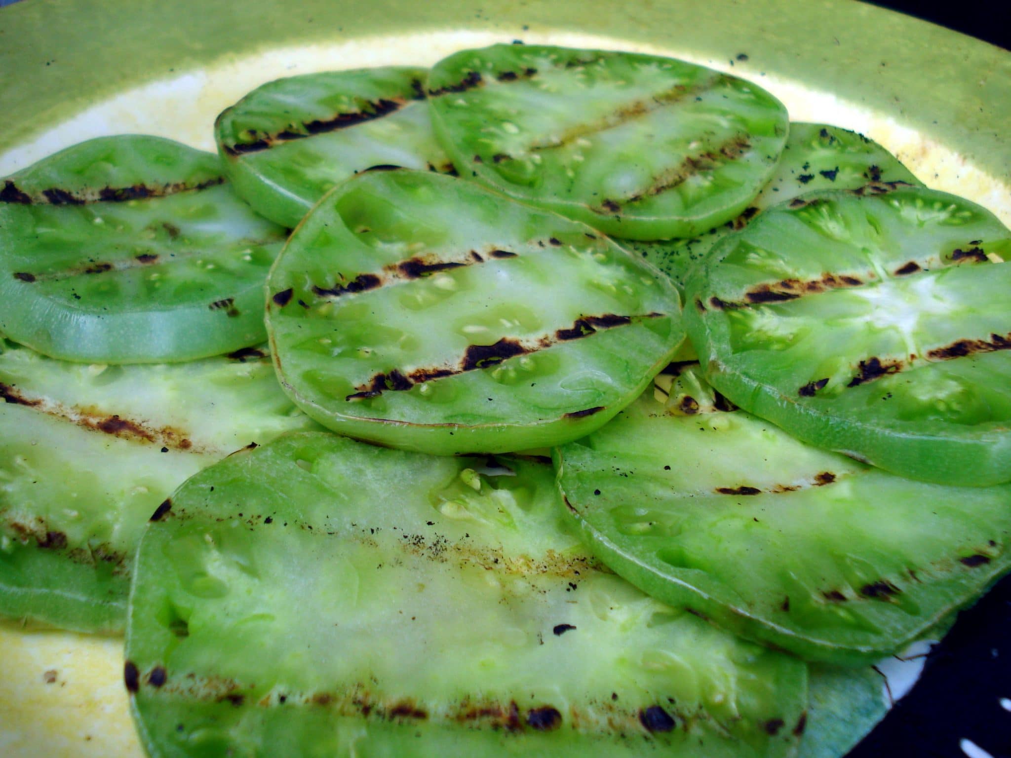 Grilled green tomatoes