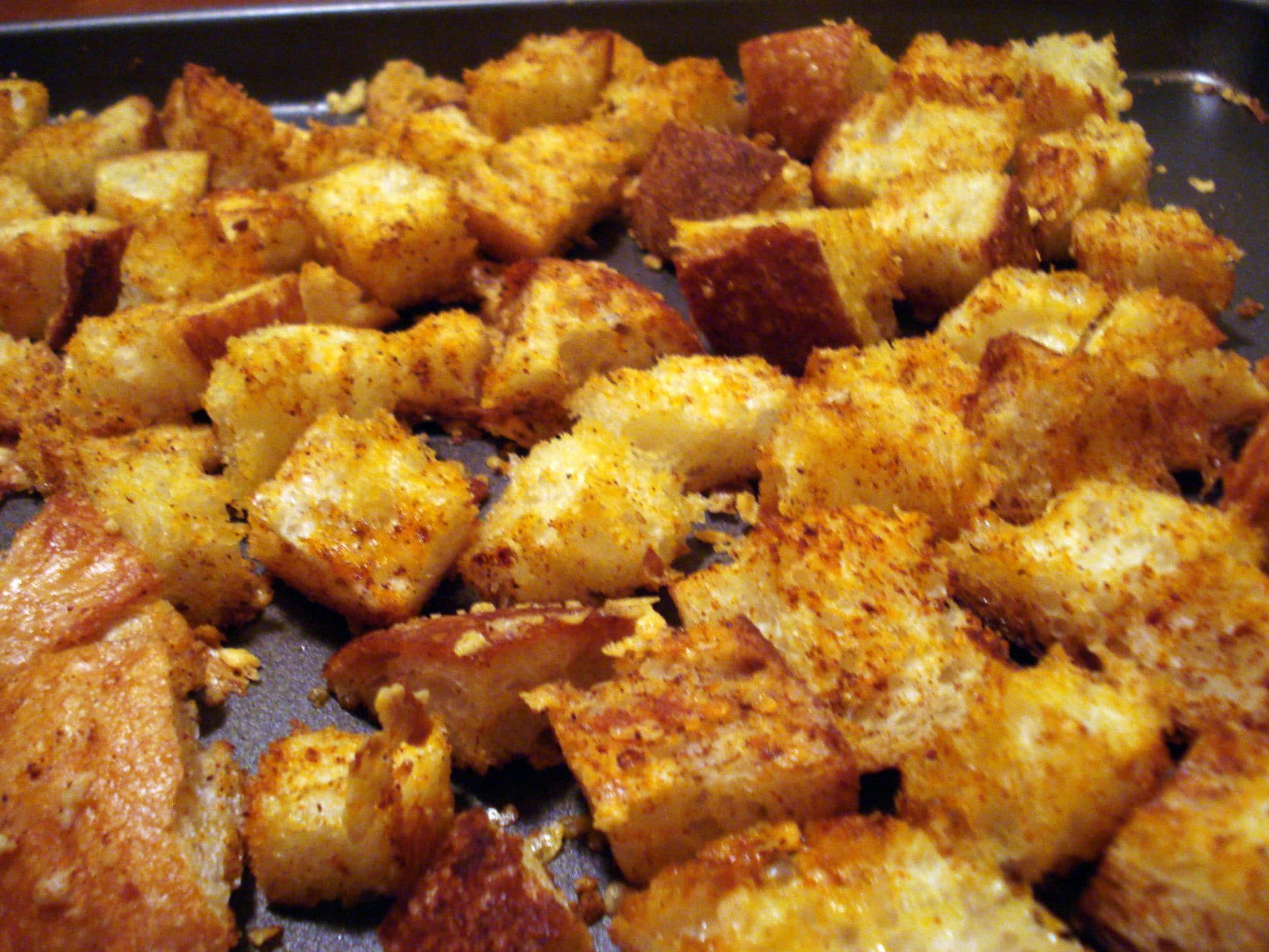 Croutons cooking