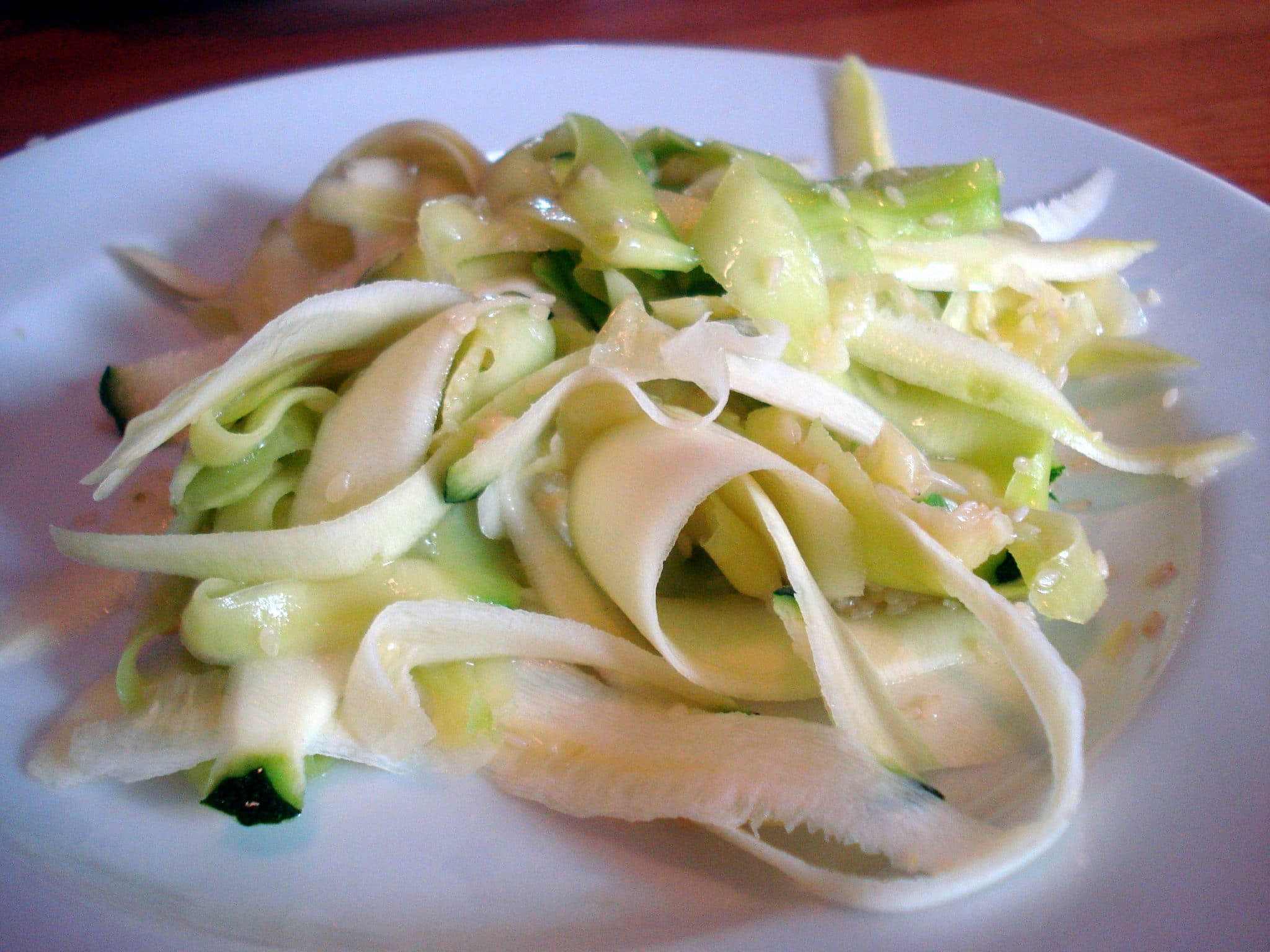 Raw zucchini pasta