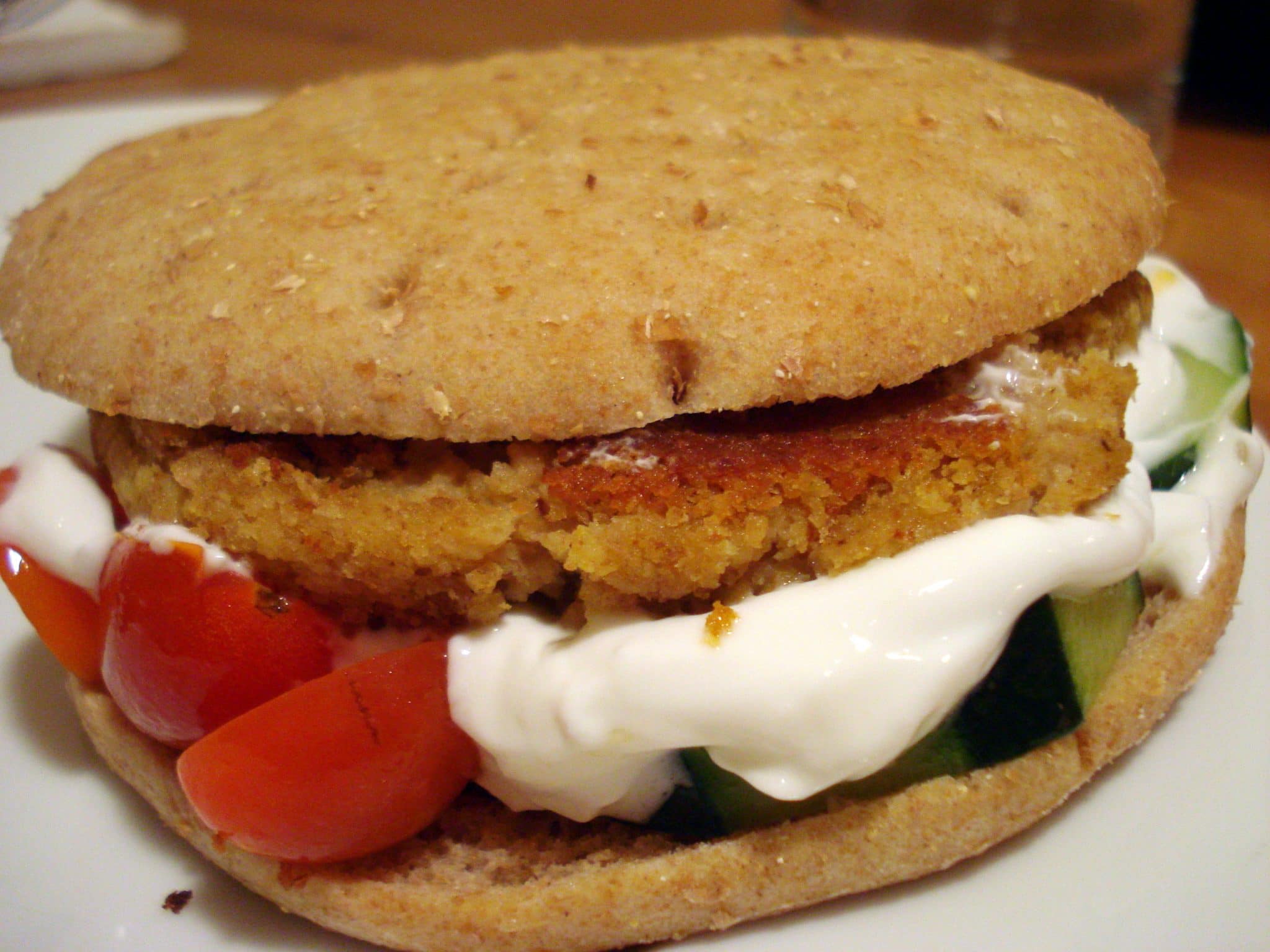 Falafel sandwich with tomatoes and zucchini and sauce