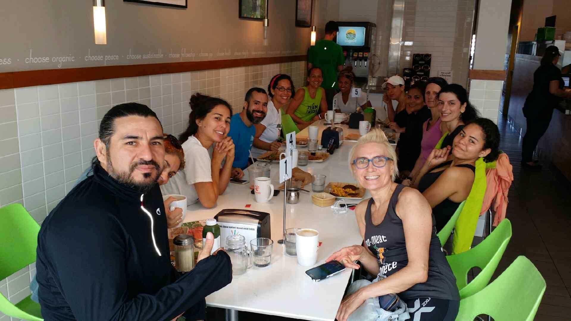 NMA Miami Run Group eating lunch