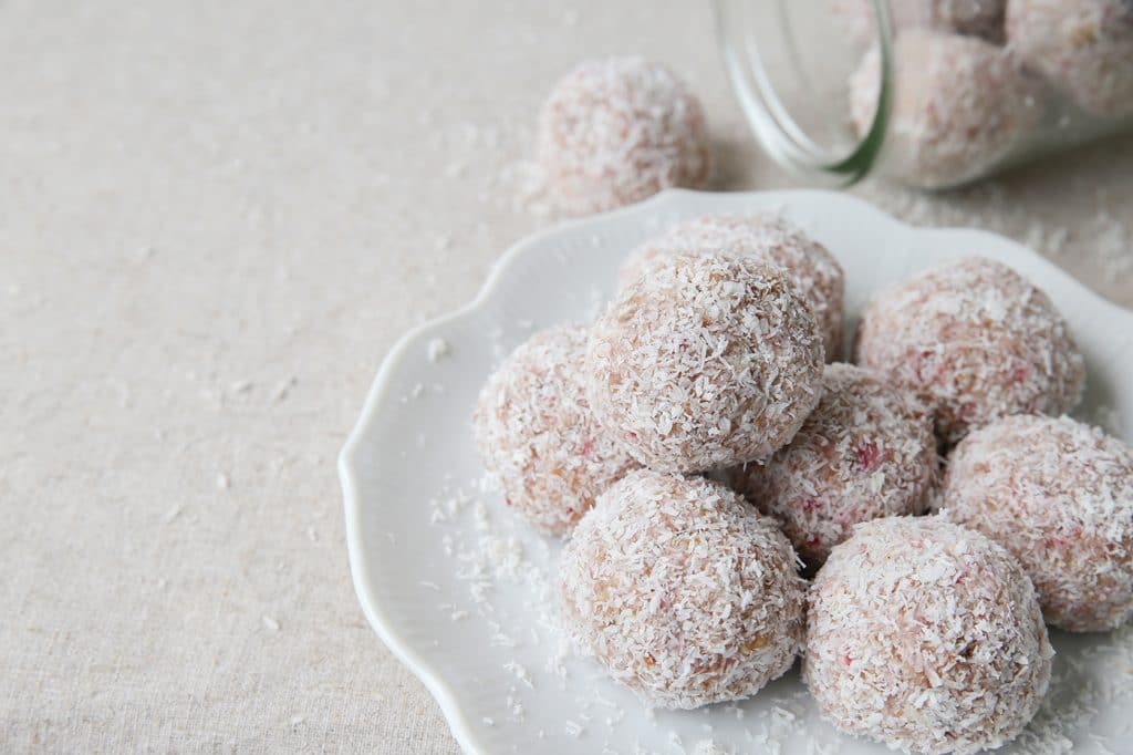 strawberry, date energy protein ball recipe with coconut flakes